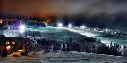 Skiregion - Deutschland - Flutlicht-Skifahren und -Rodeln dreimal die Woche auf bis zu 8 Pisten - Postwiesen Skidorf Neuastenberg
