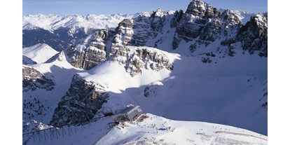 Skiregion - Tiroler Oberland - Das Hoadl Haus inmitten der Kalkkögel - Skigebiet Axamer Lizum
