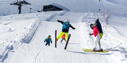 Skiregion - Österreich - Familienspaß beim Skifahren am Loser in Altaussee nahe Loserfenster - Skigebiet Loser Altaussee