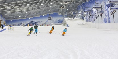 Skiregion - Deutschland - Schneespaß mit der ganzen Familie. - Skihalle Neuss im Alpenpark Neuss